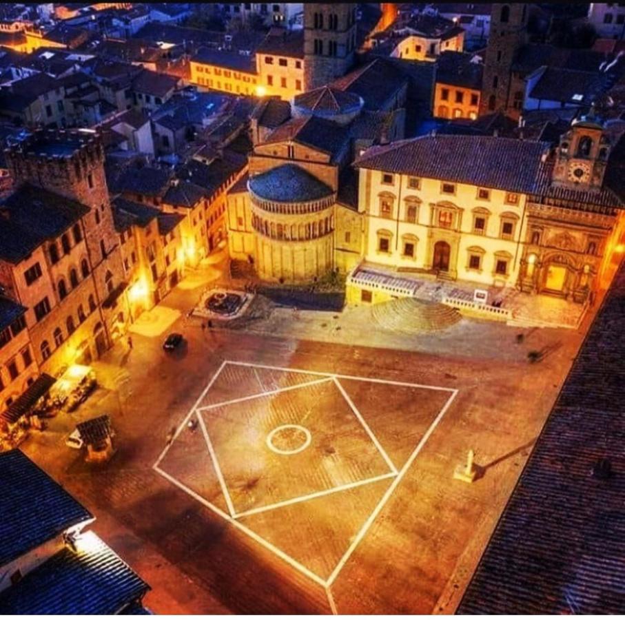 La Torre Di Borgunto - Piazza Grande Apartman Arezzo Kültér fotó